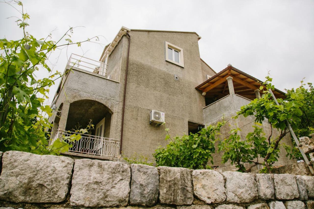 Dubravka Apartmani Mokosica Exterior photo