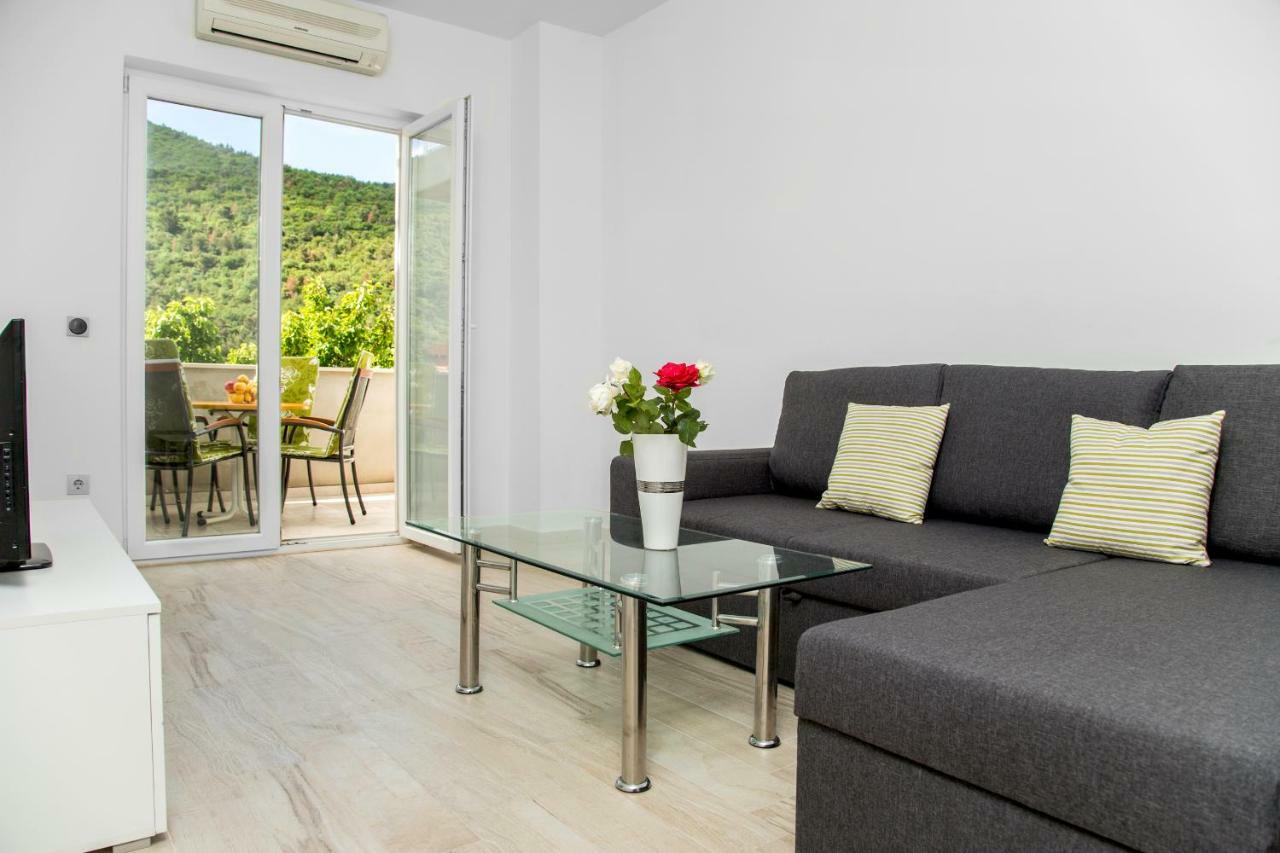 Dubravka Apartmani Mokosica Exterior photo
