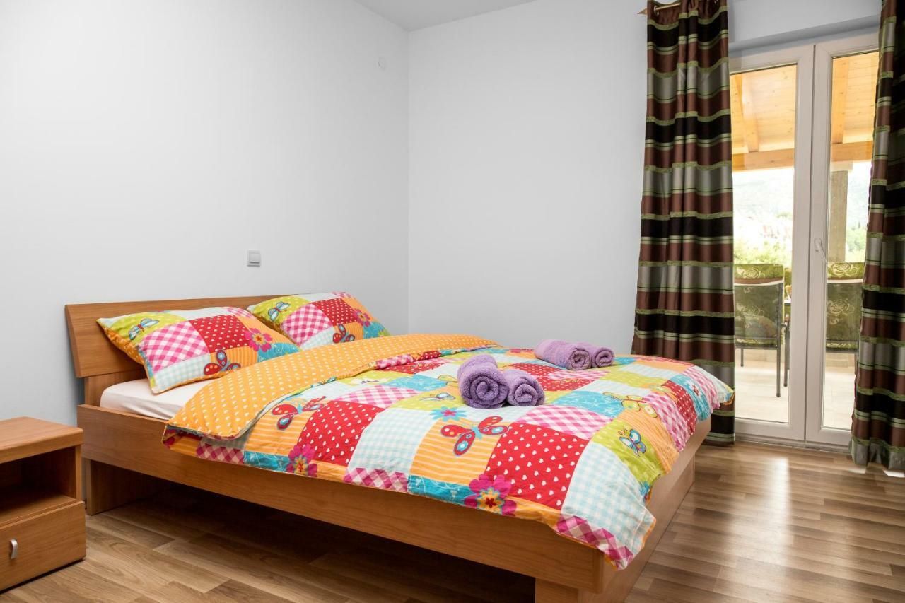 Dubravka Apartmani Mokosica Exterior photo